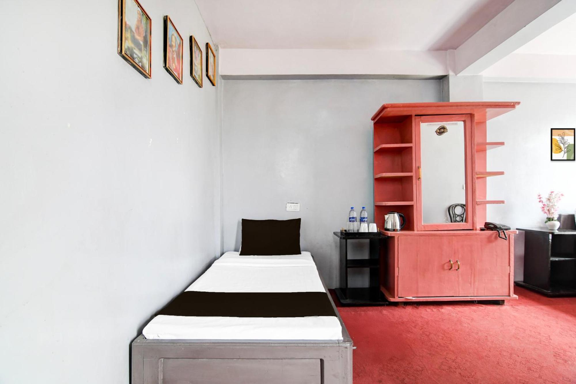 Super Hotel O Ghoom Formerly Aps Homestay Ghum Eksteriør bilde